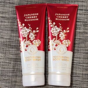 Bath & Body Works Japanese Cherry Blossom Body Wash - Red and White